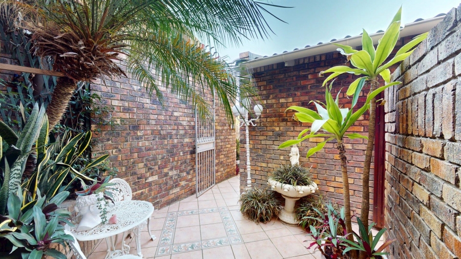 3 Bedroom Property for Sale in Humewood Eastern Cape